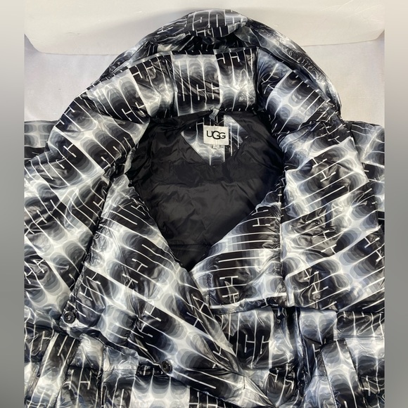 NWOT Ugg Catherina Coat, Wavelength Pattern, Size Medium - Picture 7 of 15
